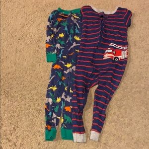 5/$25 Carter’s 24 mo zip up pjs